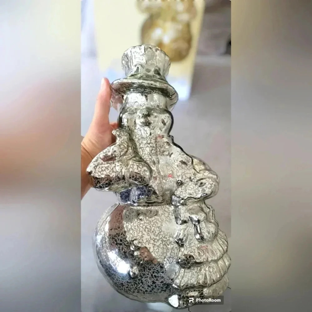 Cracker Barrel exclusive rare silver Mercury glass light up snowman. - Picture 2 of 5